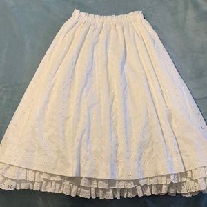 The Lilly Lady’s Eyelet Skirt